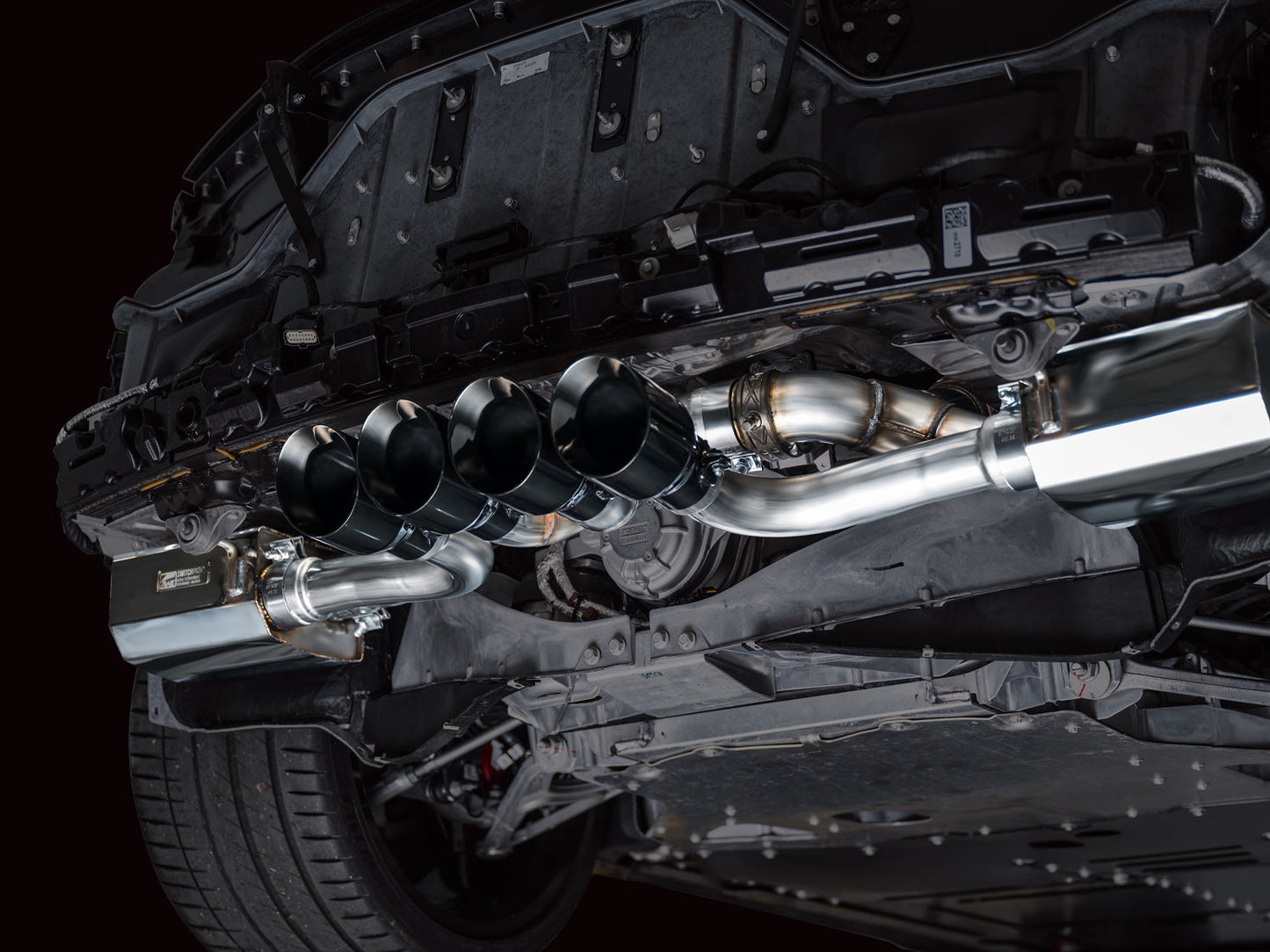AWE SwitchPath Exhaust for C8 Corvette Z06 - Diamond Black Tips