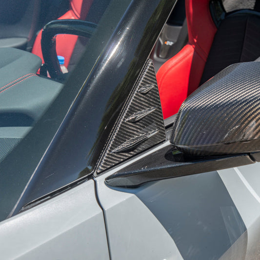 Chevrolet Corvette C8 DRY CARBON FIBER Anti Wind Buffeting Cover
