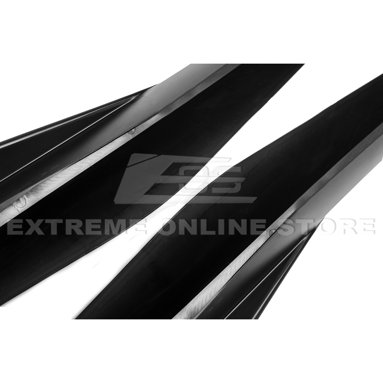 Chevrolet Corvette C8 DRY CARBON FIBER 5VM Side Skirts