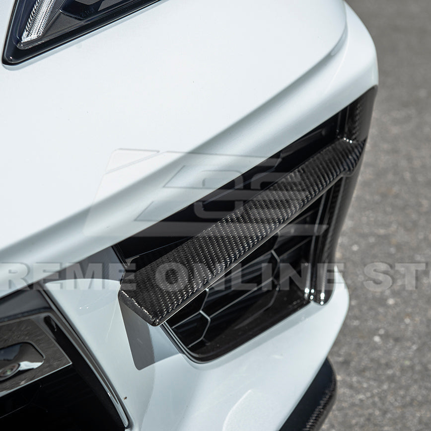 Chevrolet Corvette C8 DRY CARBON FIBER Front Grille Insert