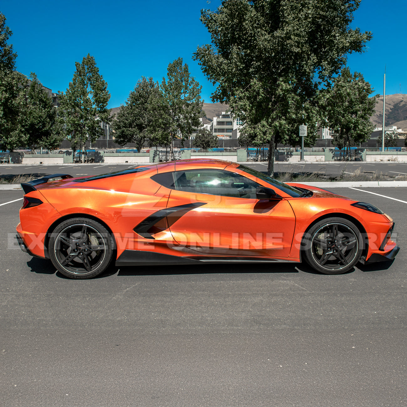 Chevrolet Corvette C8 DRY CARBON FIBER 5VM Side Skirts