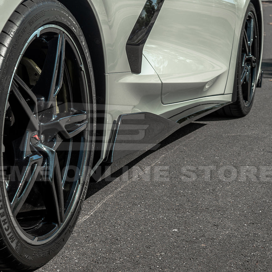 Chevrolet Corvette C8 DRY CARBON FIBER 5VM Side Skirts