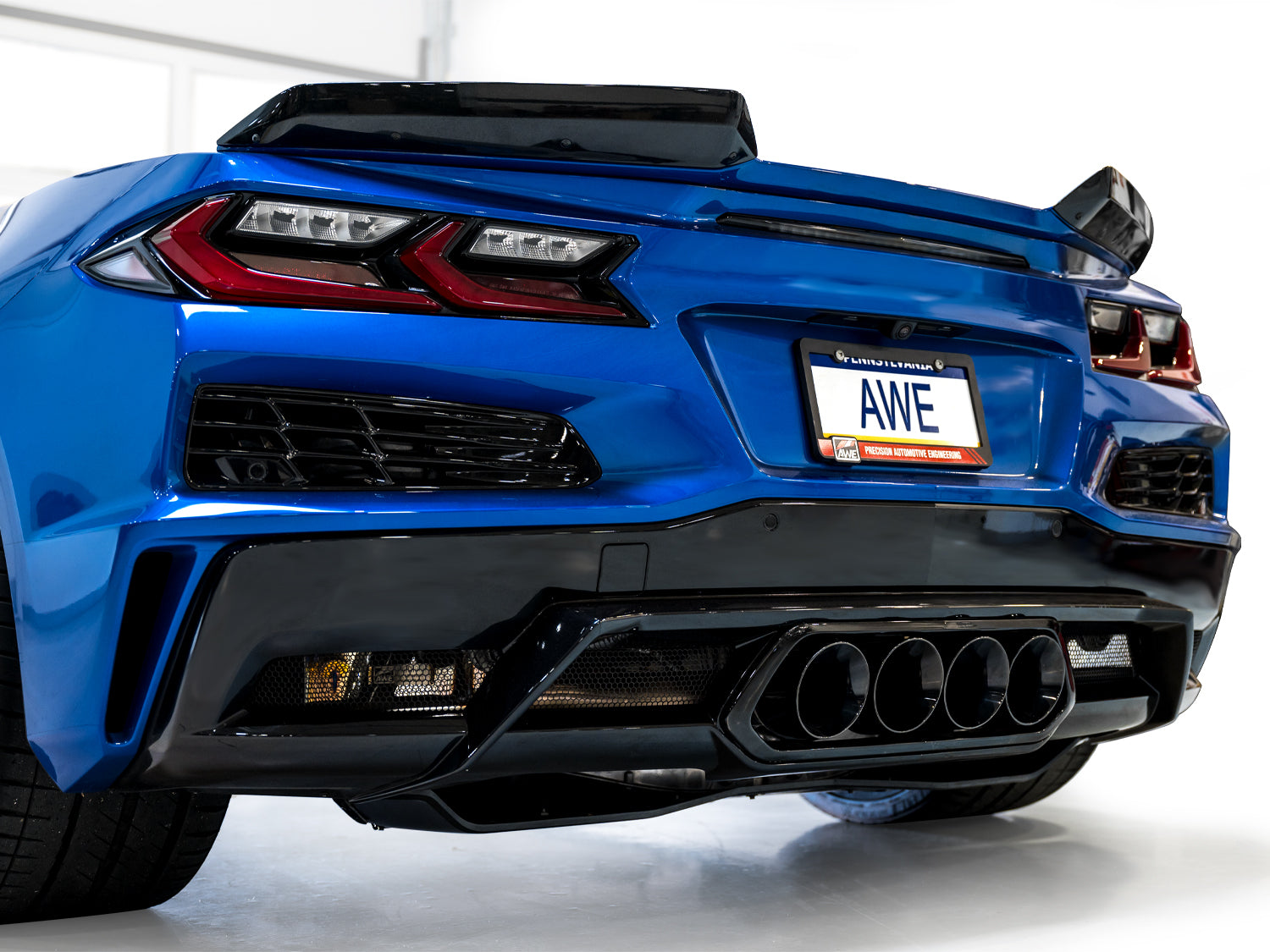 AWE SwitchPath Exhaust for C8 Corvette Z06 - Diamond Black Tips