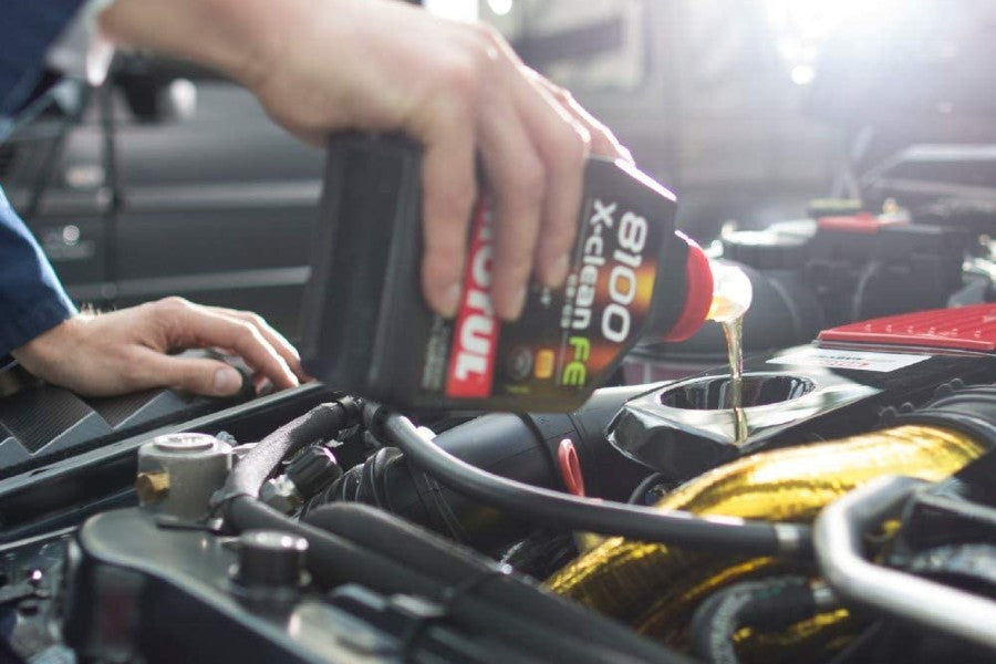 Motul 8100 X-Clean EFE 5W30 5L - Universal