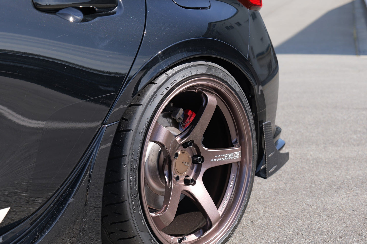 HKS Fender Molding FL5 (53004-AH005)