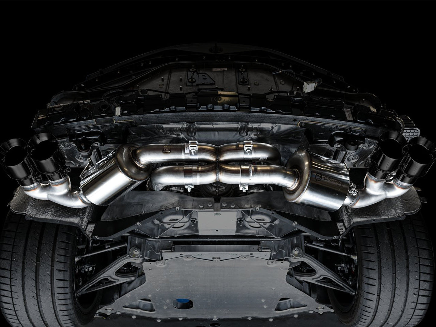 AWE Touring Edition Exhaust for C8 Corvette -- Diamond Black Tips