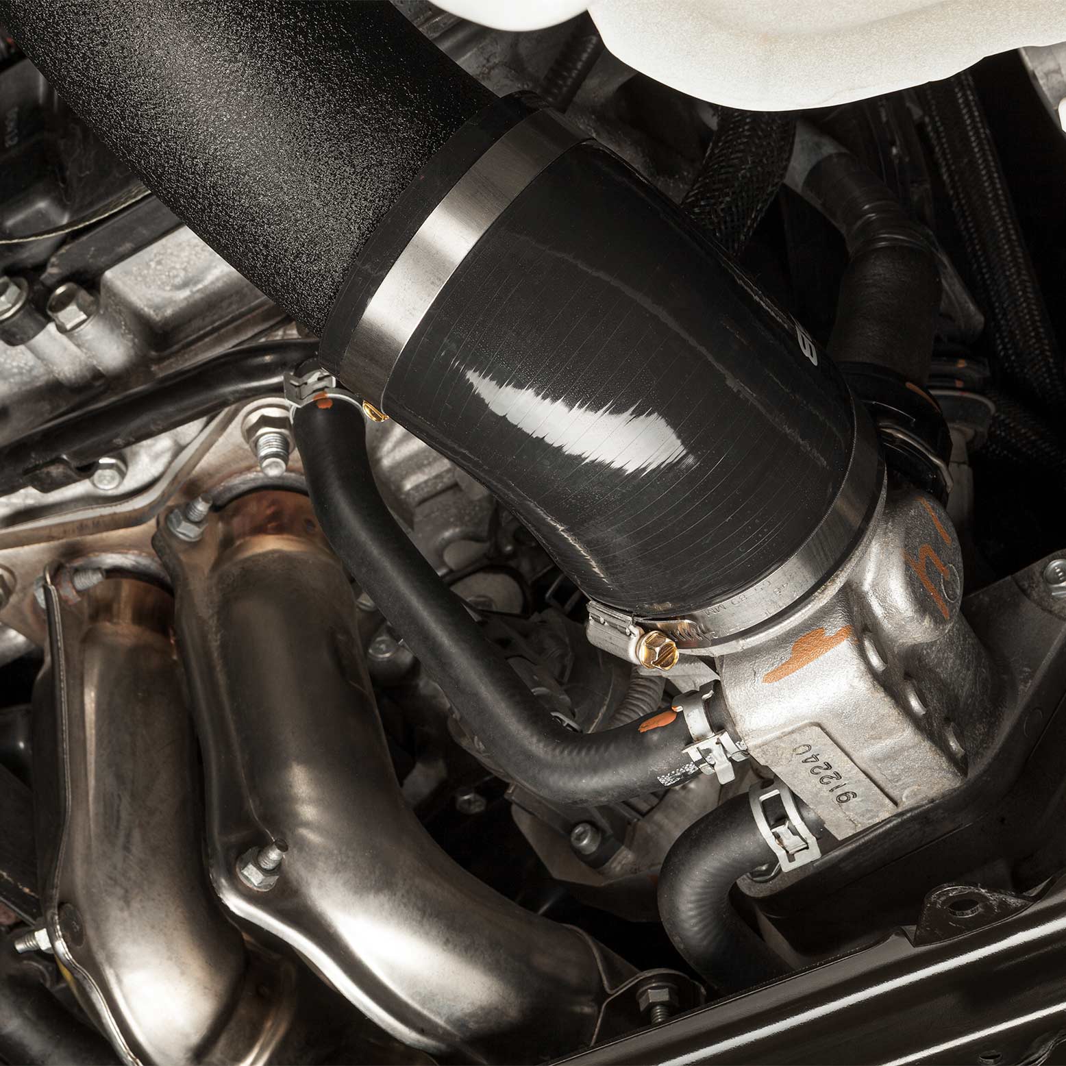 COBB Intake Tube - 2020-2026 Subaru Outback XT / Wilderness