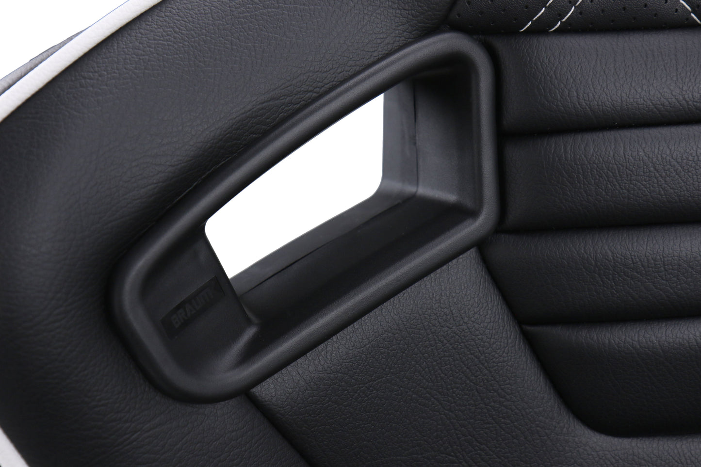 Braum Elite-X Series Racing Seats Diamond Edition White Piping Pair - Universal