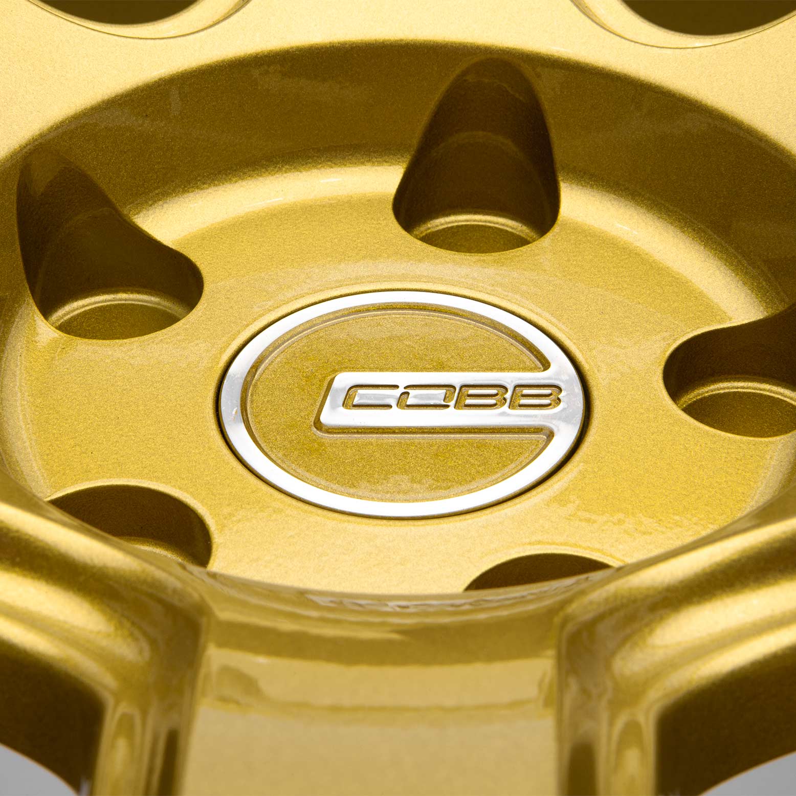 Cobb Performance Series ST-01 Wheel 18x9.5 ET40 5x114.3 - Gold - 2015-2026 Subaru WRX / 2015-2021 STI / 2018-2026 Forester / 2015-2026 Outback / 2023-2026 Crosstrek