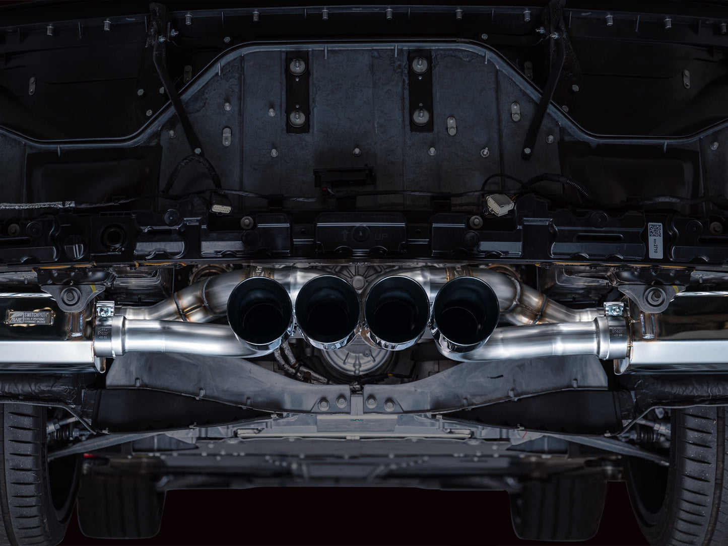 AWE SwitchPath Exhaust for C8 Corvette Z06 - Diamond Black Tips