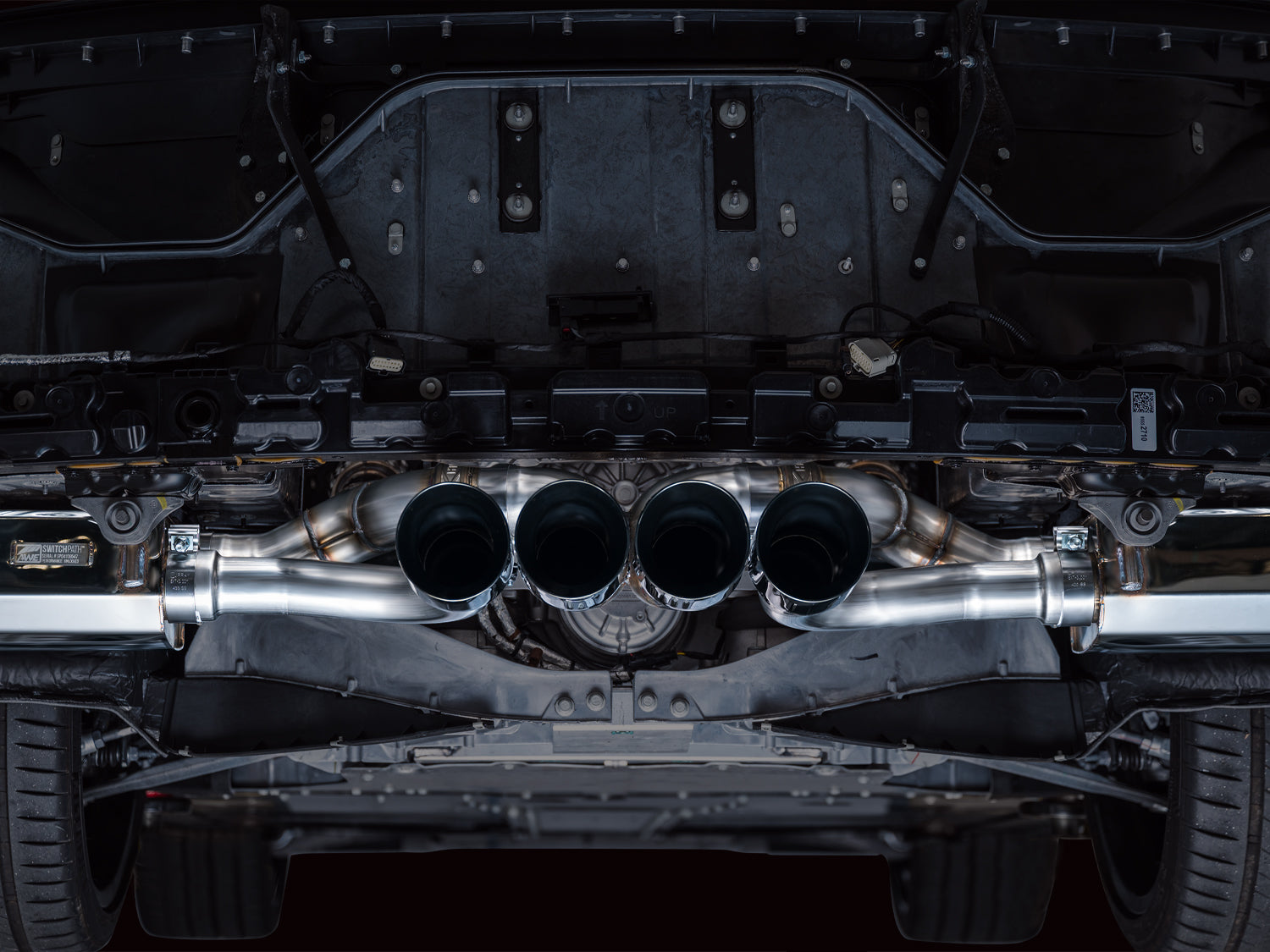 AWE SwitchPath Exhaust for C8 Corvette Z06 - Diamond Black Tips