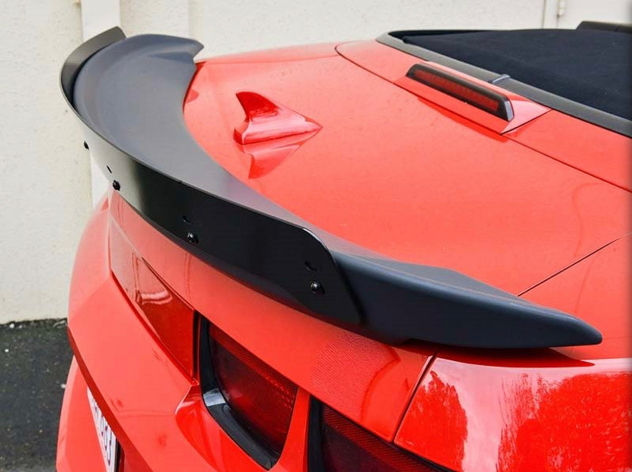 EOS 2010-13 CAMARO ZL1 WICKERBILL REAR WING TRUNK SPOILER