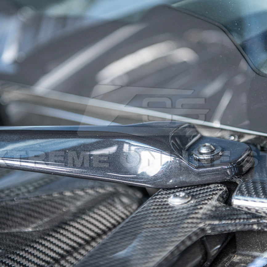 Chevrolet Corvette C8 DRY CARBON FIBER X-Brace