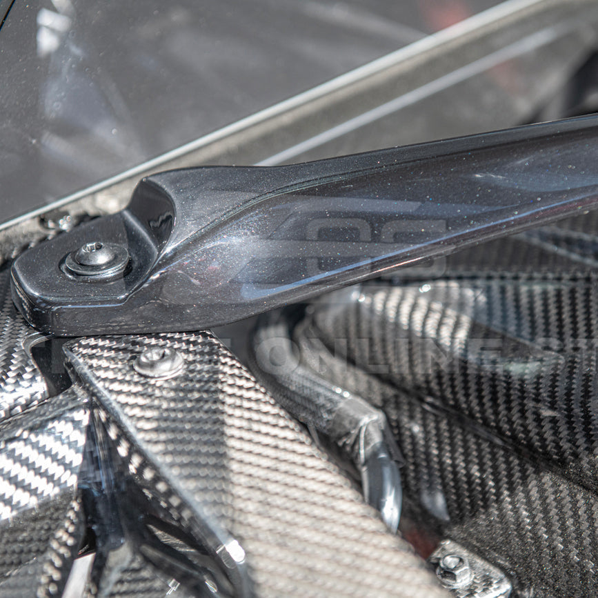 Chevrolet Corvette C8 DRY CARBON FIBER X-Brace