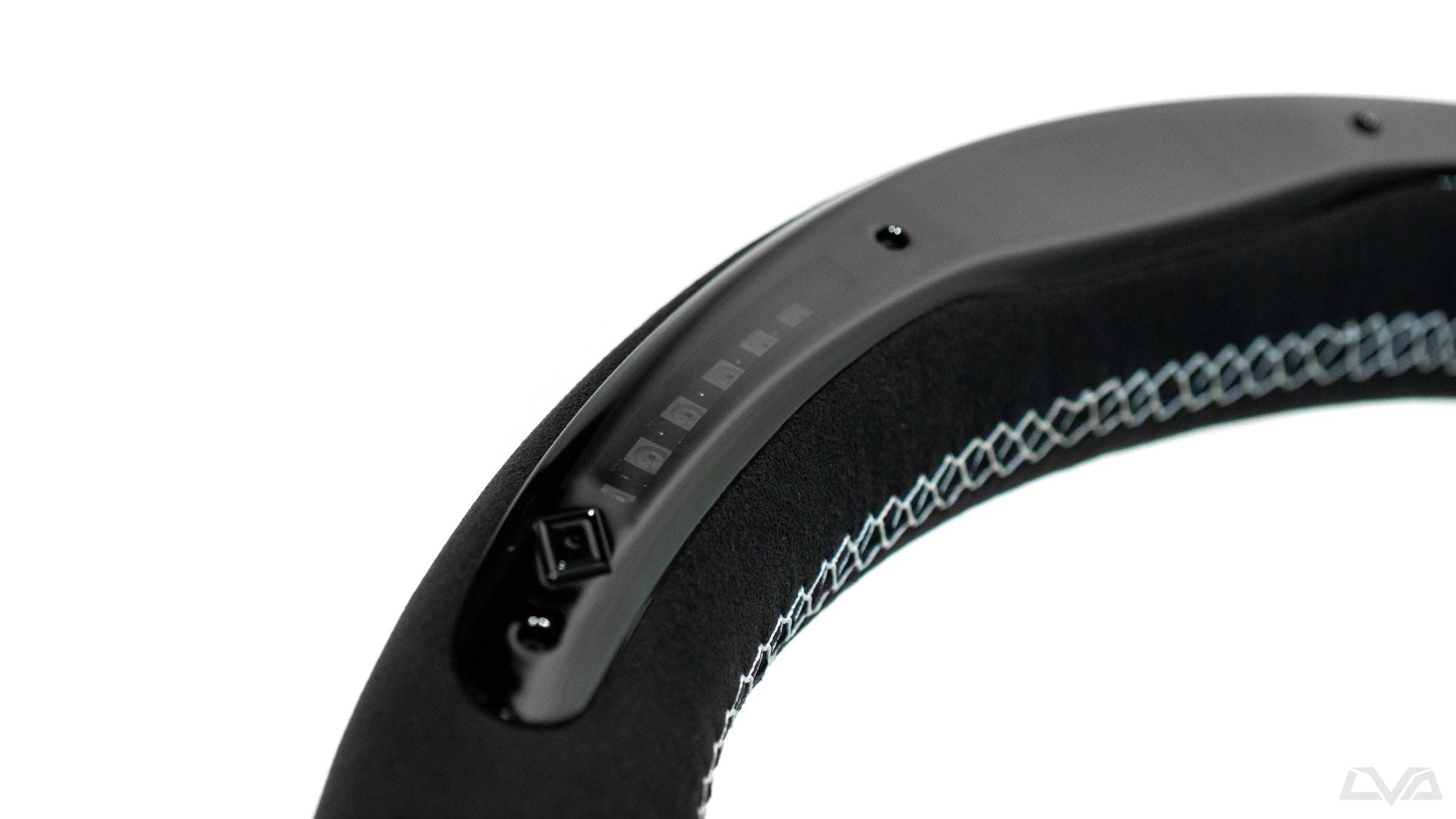 LVA BESPOKE STEERING WHEEL CUSTOMIZER