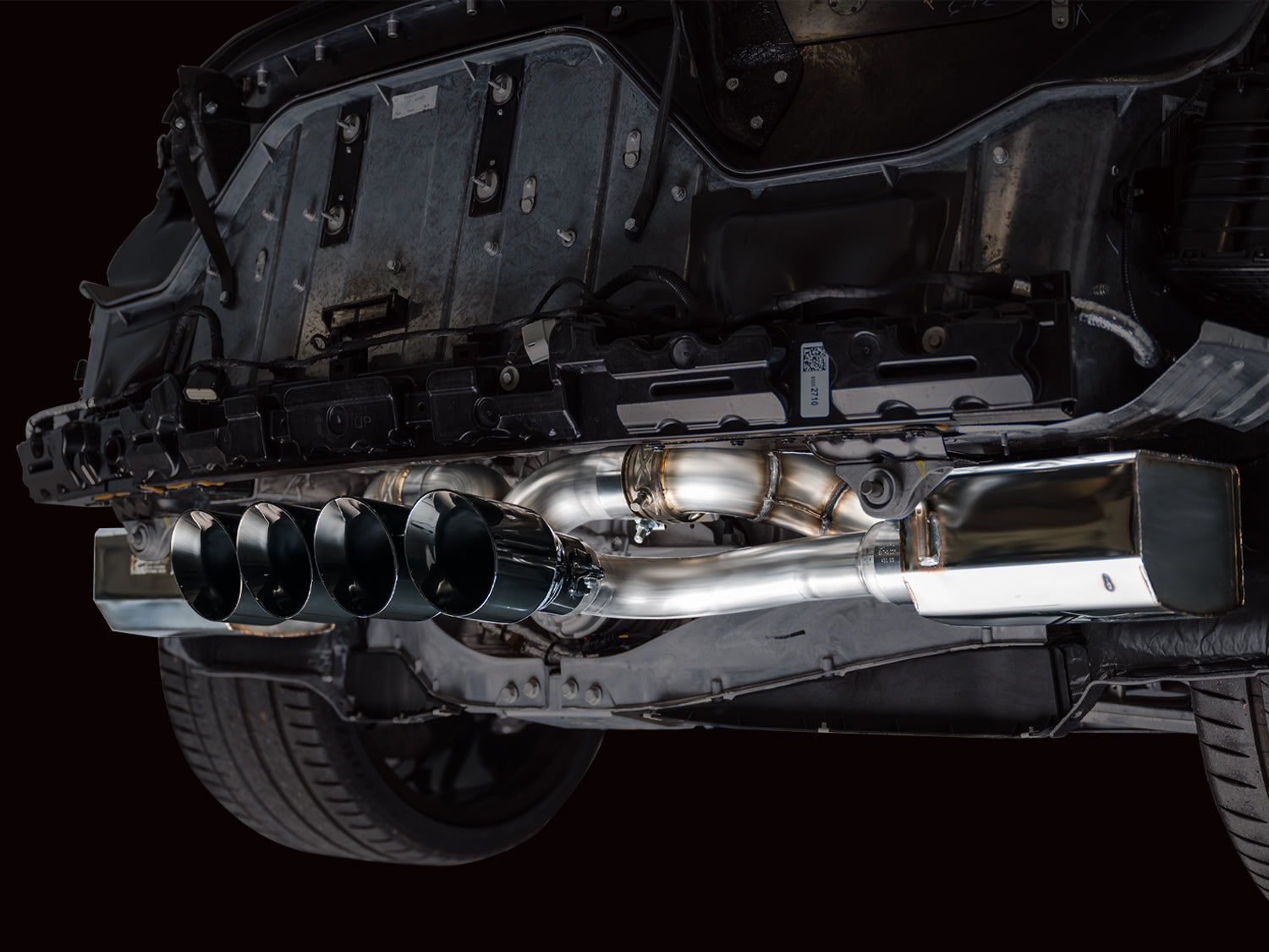 AWE SwitchPath Exhaust for C8 Corvette Z06 - Diamond Black Tips