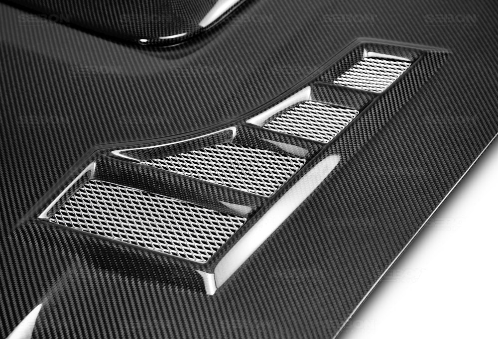 Seibon Carbon Fiber CW Style Hood - 2004-2005 Subaru WRX / STI